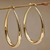 Schicke Gold-Ohrringe