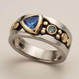 Vintage Ring mit blauem Kristall