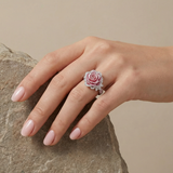 Exotischer versilberter Ring mit rosa Blüten