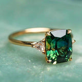 Grüner Zirkonia-Ring in Gold