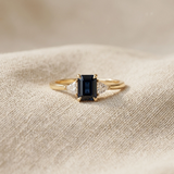 Schwarzer Spinell Baguette-Ring | Gold