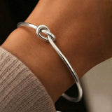Goldenes verstellbares Knoten-Armband