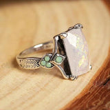 Weißer Opal-Silberring
