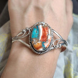Lebendiges Armband mit Edelstein-Einlage
