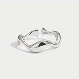 Waves - Minimalistischer Ring